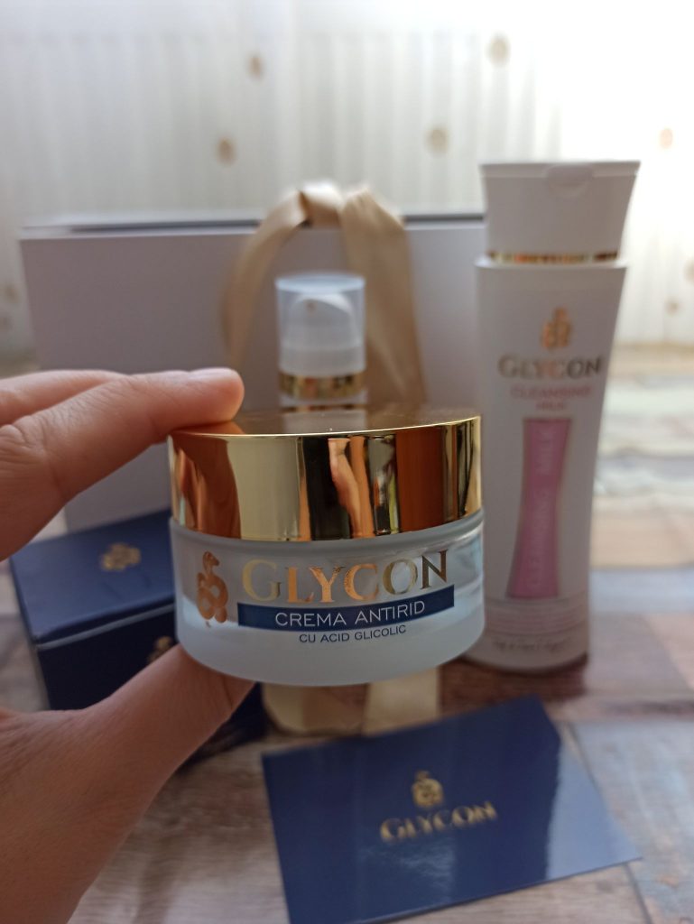 produse cu acid glicolic de la Glycon Cosmetics